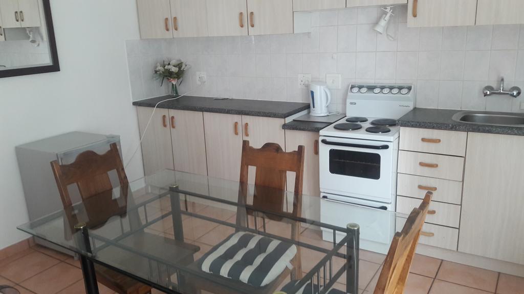 Guesthouse Villa Nina 奥卡汉贾 外观 照片