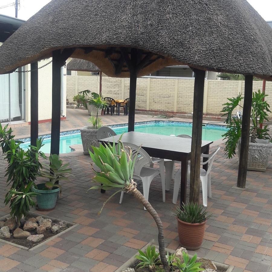 Guesthouse Villa Nina 奥卡汉贾 外观 照片