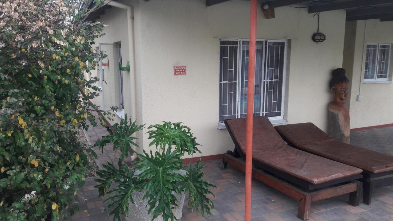 Guesthouse Villa Nina 奥卡汉贾 外观 照片